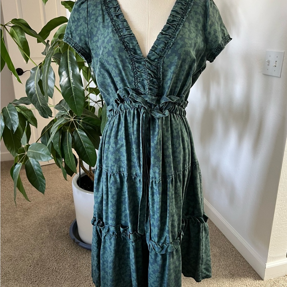 Marc Jacobs 100% Silk Green and Navy Tiered Midi Dress (Lined) Sz 10